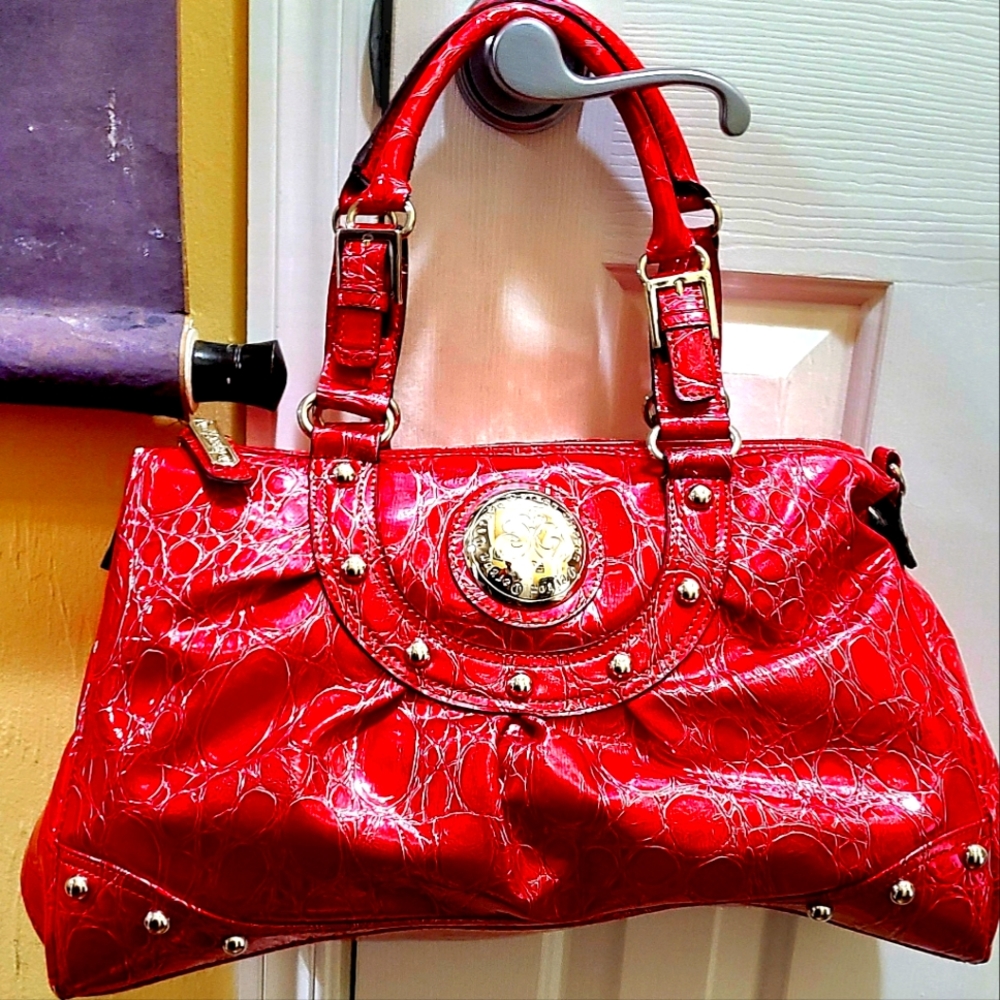 Large Fashionable Handbag 👜 ♥️
